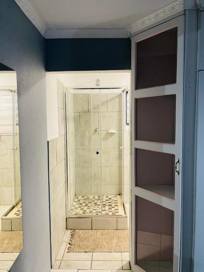 Host Hub Guest House Kempton Park Extérieur photo